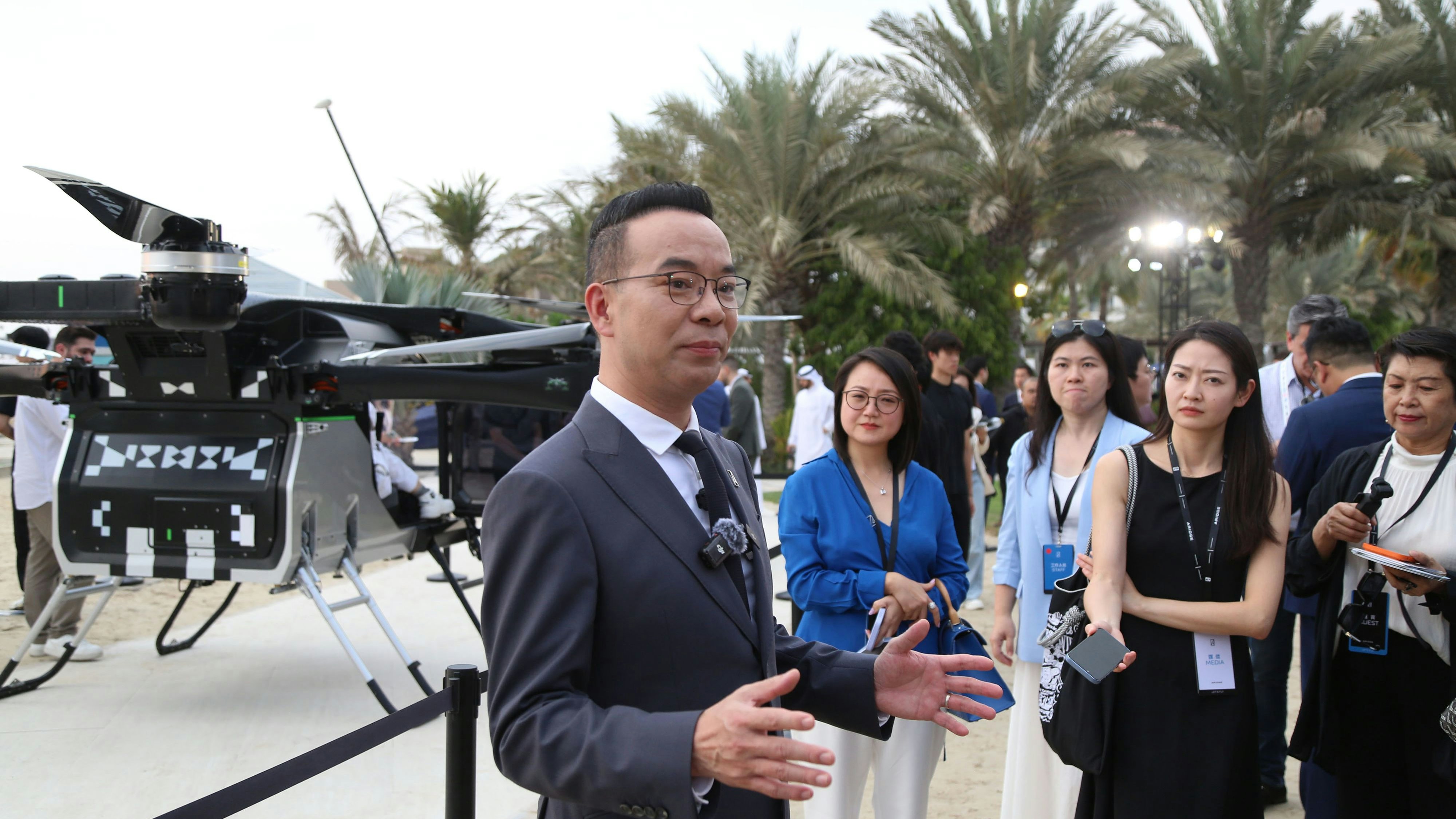 Zhao Deli, Gründer von Xpeng Aeroht, stellt in Dubai fliegende Autos vor