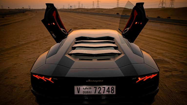 Zu Hause und im Westen werden sie kritisch beäugt, deshalb fließt immer mehr Geld aus China in den Golf. Dubai hat sich zum Traumort für Milliardäre aus Peking und Umgebung gemausert. Es gibt eine chinesische Schule, ein Spital, ein Spital – aber ein Luxusproblem.