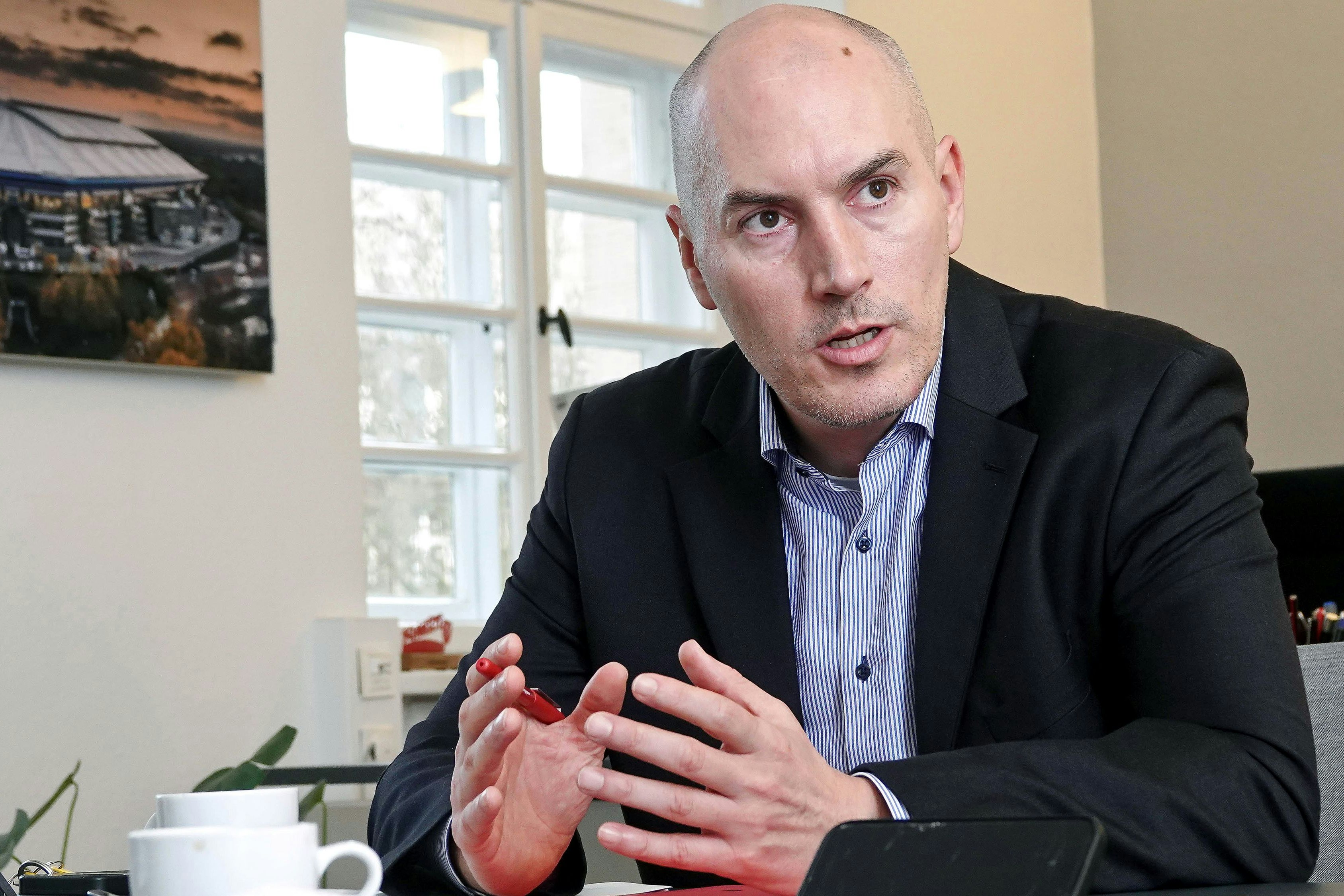 "Je mehr Personen in einen so aufwendigen Kriminalfall involviert sind, desto wahrscheinlicher werden Fehler gemacht", so Polizeipräsident Tim Frommeyer