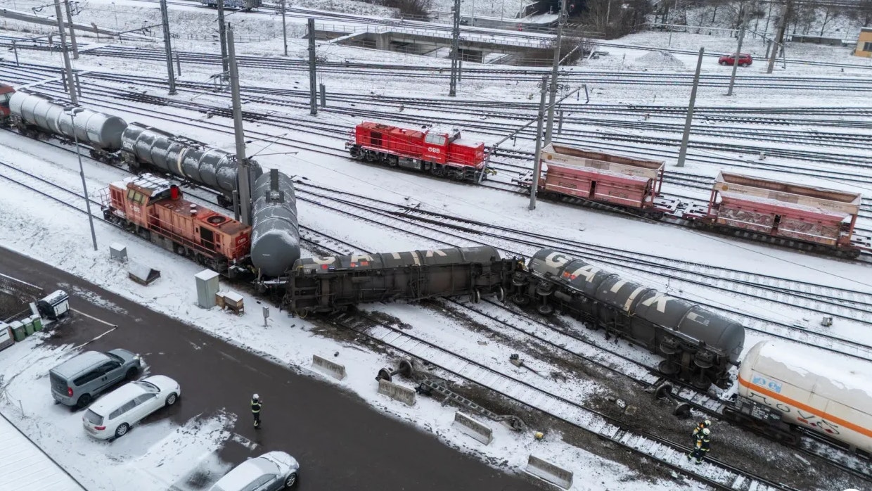 Der Güterzug entgleiste am Vormittag in Linz.