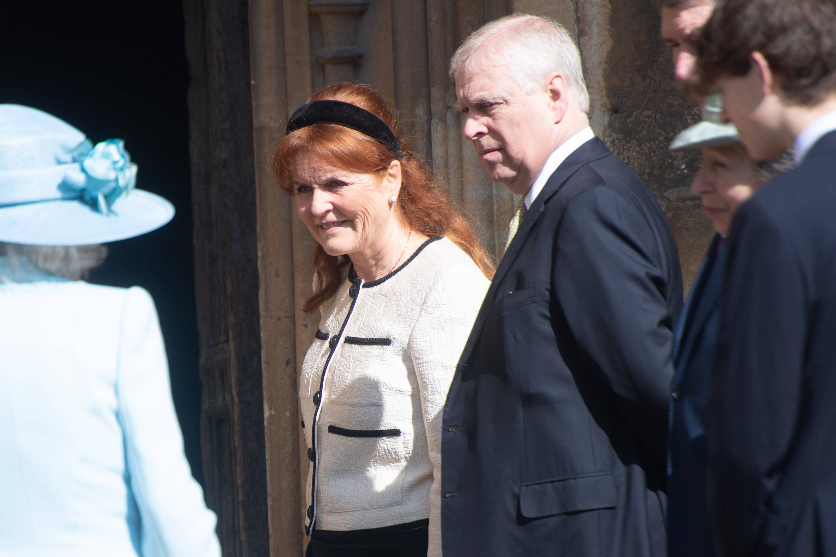 <strong>Sarah Ferguson</strong> und ihr Ex, der einstige Prinz <strong>Andrew</strong> beim Oster-Gottesdienst in Windsor Castle, 2025.