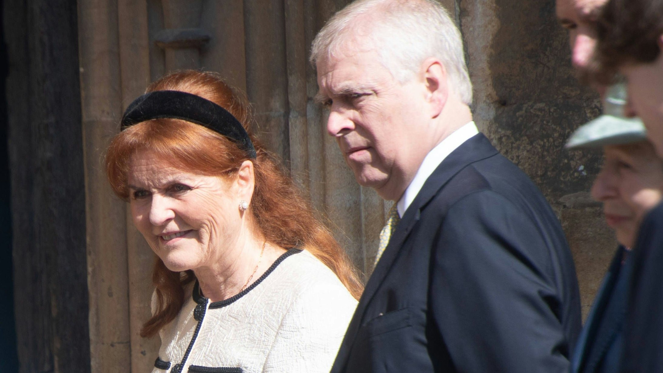 Easter Service at St. George s Chapel, Windsor Castle, London, UK - Sunday 20 April L-R - Queen Camilla, Sarah Ferguson - The Duchess of York, Prince Andrew - The Duke of York arrives for an Easter Service at St. George s Chapel, Windsor Castle, London, England, UK on Sunday 20 April, 2025., Credit:Justin Ng / Avalon UK, England, London, St. George s Chapel, Windsor Castle PUBLICATIONxNOTxINxUKxFRAxUSA Copyright: xJustinxNgx/xAvalonx 0990307830