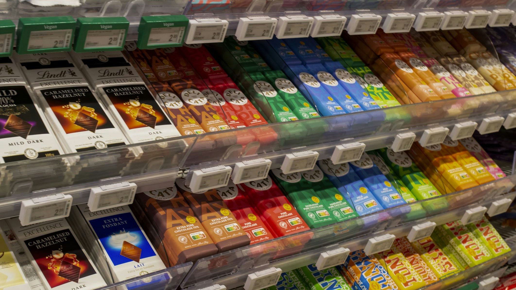 Fans von Schokolade dürfen sich freuen. In einigen Supermärkten sinken jetzt die Preise. Symbolbild.