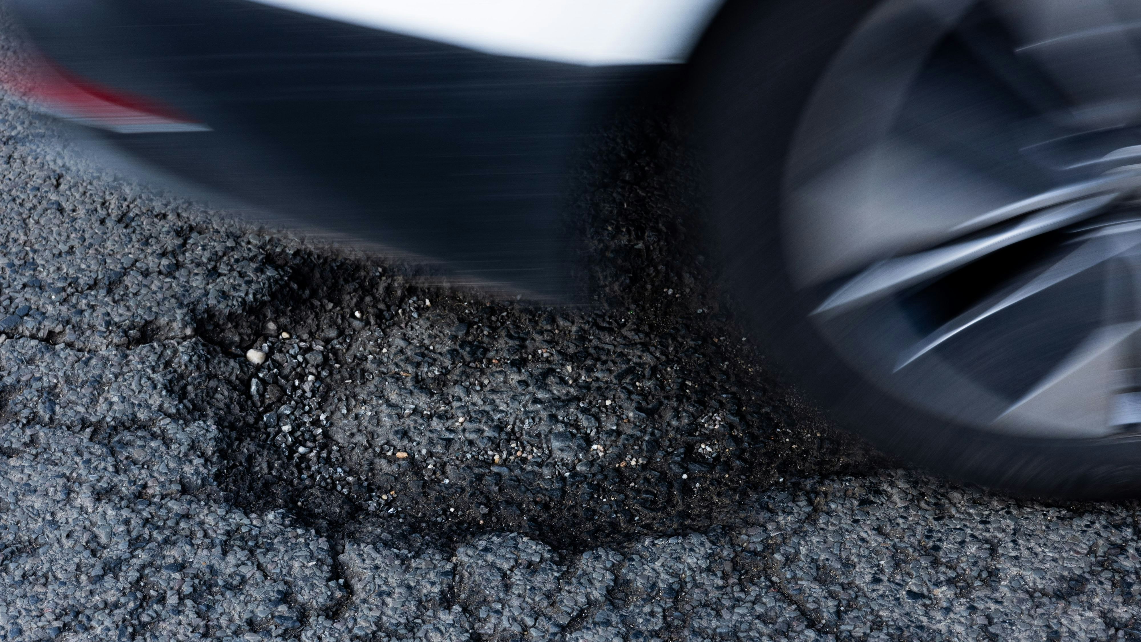 Heute.at - Schlagloch erwischt? So bekommst du jetzt Geld zurück