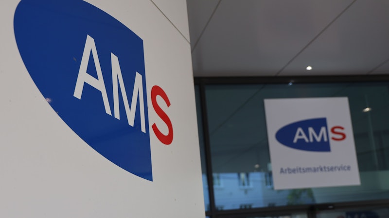 <strong>18.02.2026: 3.309 € in 6 Monaten – AMS streicht Österreicher Geld.</strong> Ein steirischer Jungunternehmer kämpft ums Überleben: Weil er laut AMS "zu viel" verdient, bekommt er kein Arbeitslosengeld mehr. <a data-li-document-ref="120162878" href="https://www.heute.at/s/3309-in-6-monaten-ams-streicht-oesterreicher-geld-120162878">Die ganze Story hier >>></a><a data-li-document-ref="120162626" href="https://www.heute.at/s/sturz-opfer-im-spital-ist-sohn-von-triple-olympiasieger-120162626"></a>