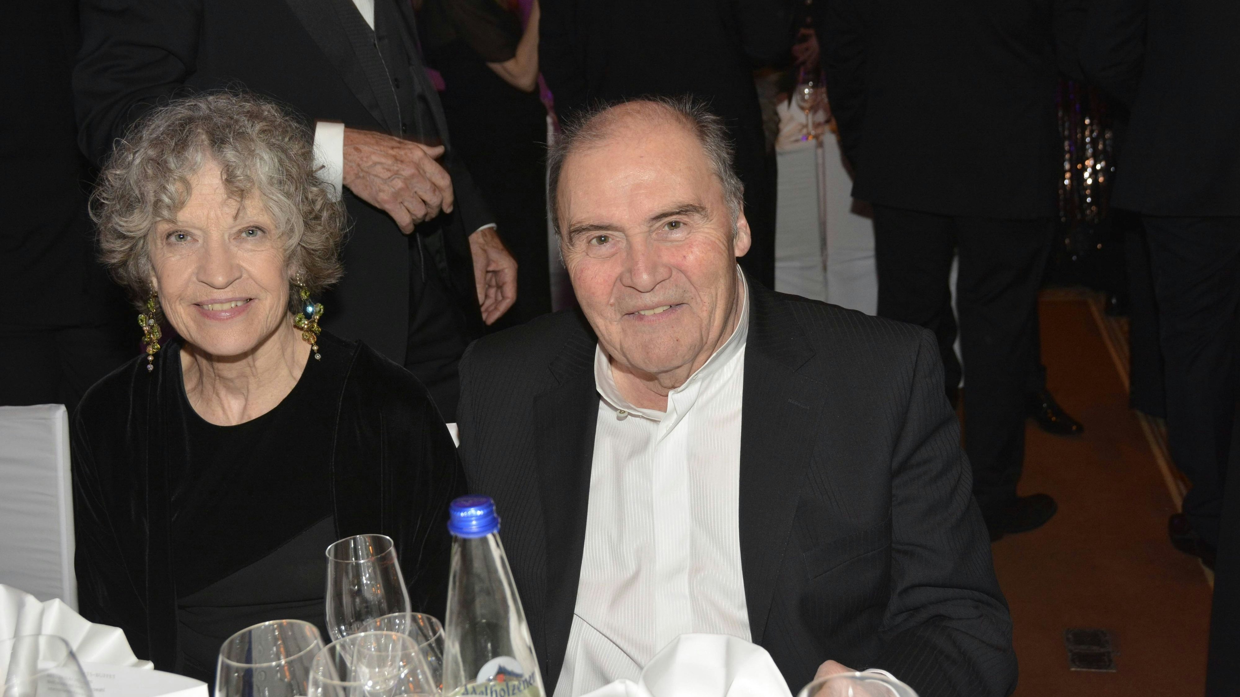 Heute.at - Trauer um Bergdoktor-Star – Lambert Hamel ist tot