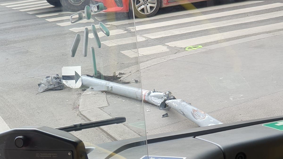 Heute.at - Wiener verliert Kontrolle über Auto – zwei Verletzte