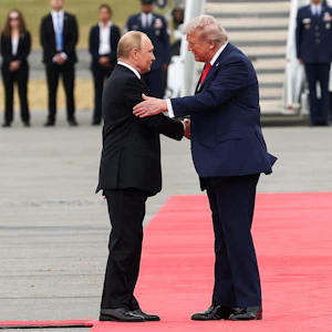 Ist Trump Putins Agent im Weißen Haus? Oder nur sein Fanboy?