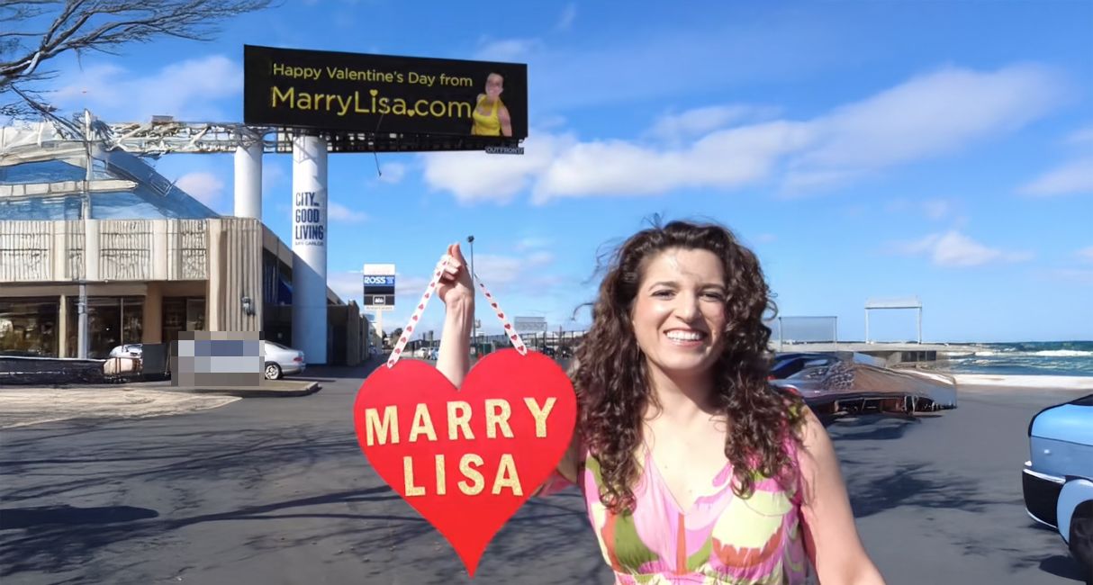 Lisa Catalano sucht auf Werbetafeln ihren Mann fürs Leben