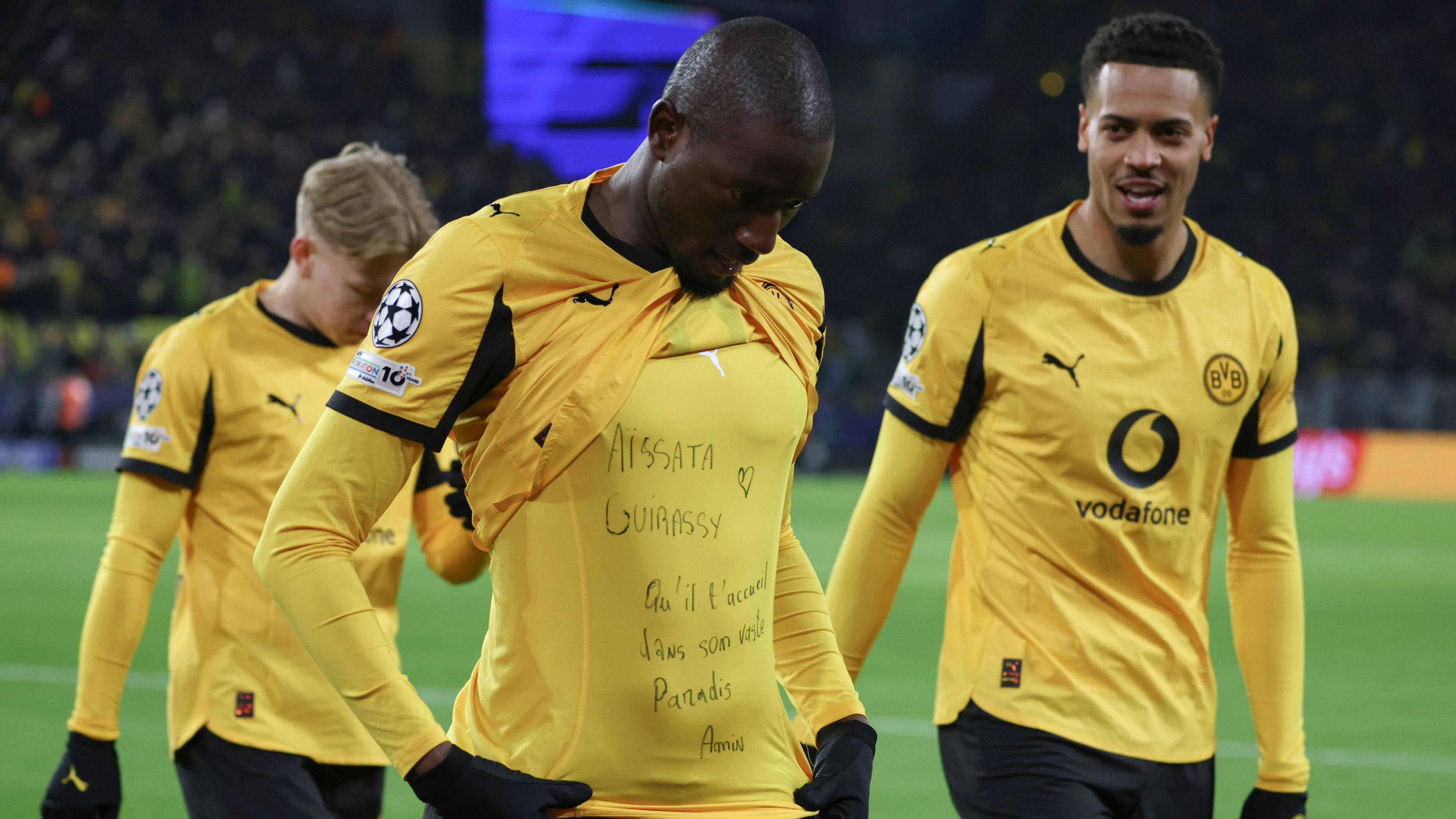 Serhou Guirassy schickte eine Botschaft an seine Familie. 