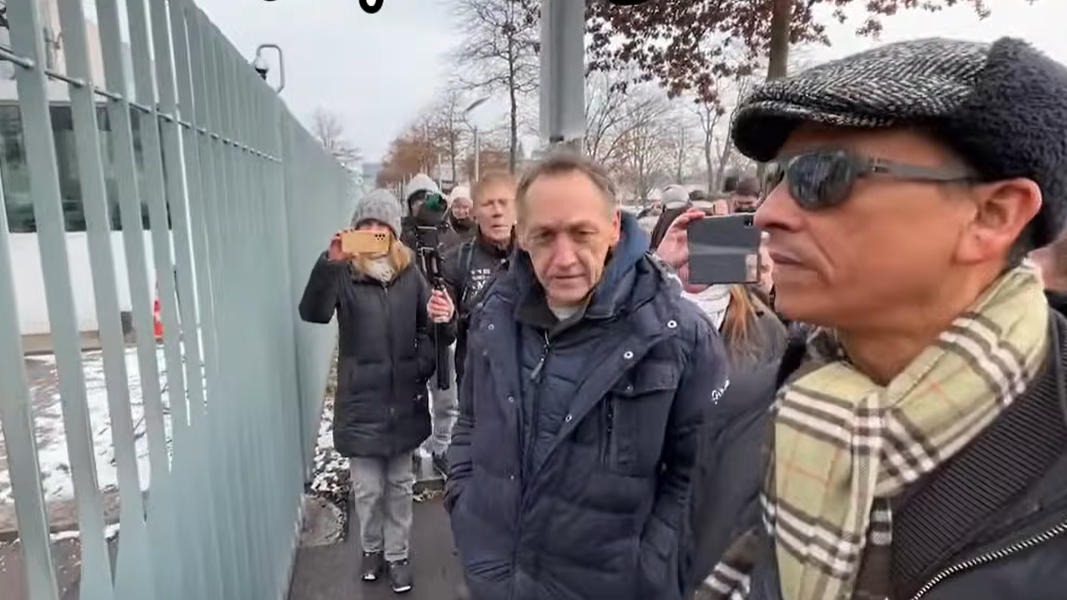 Xavier Naidoo will ins Kanzleramt.