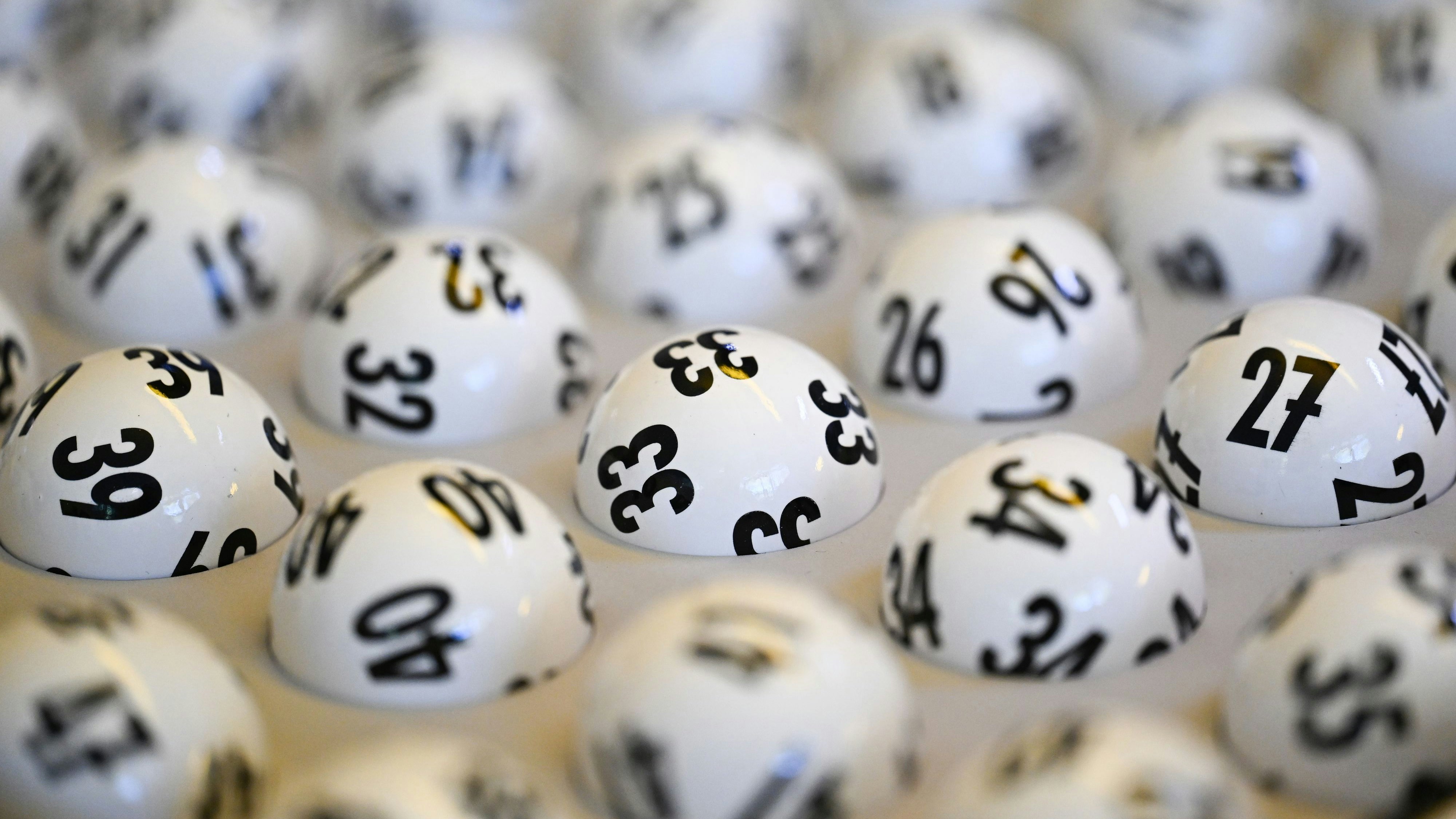 Der Dauerbrenner: Die 3 ist mit 308 Ziehungen der absolute Spitzenreiter.