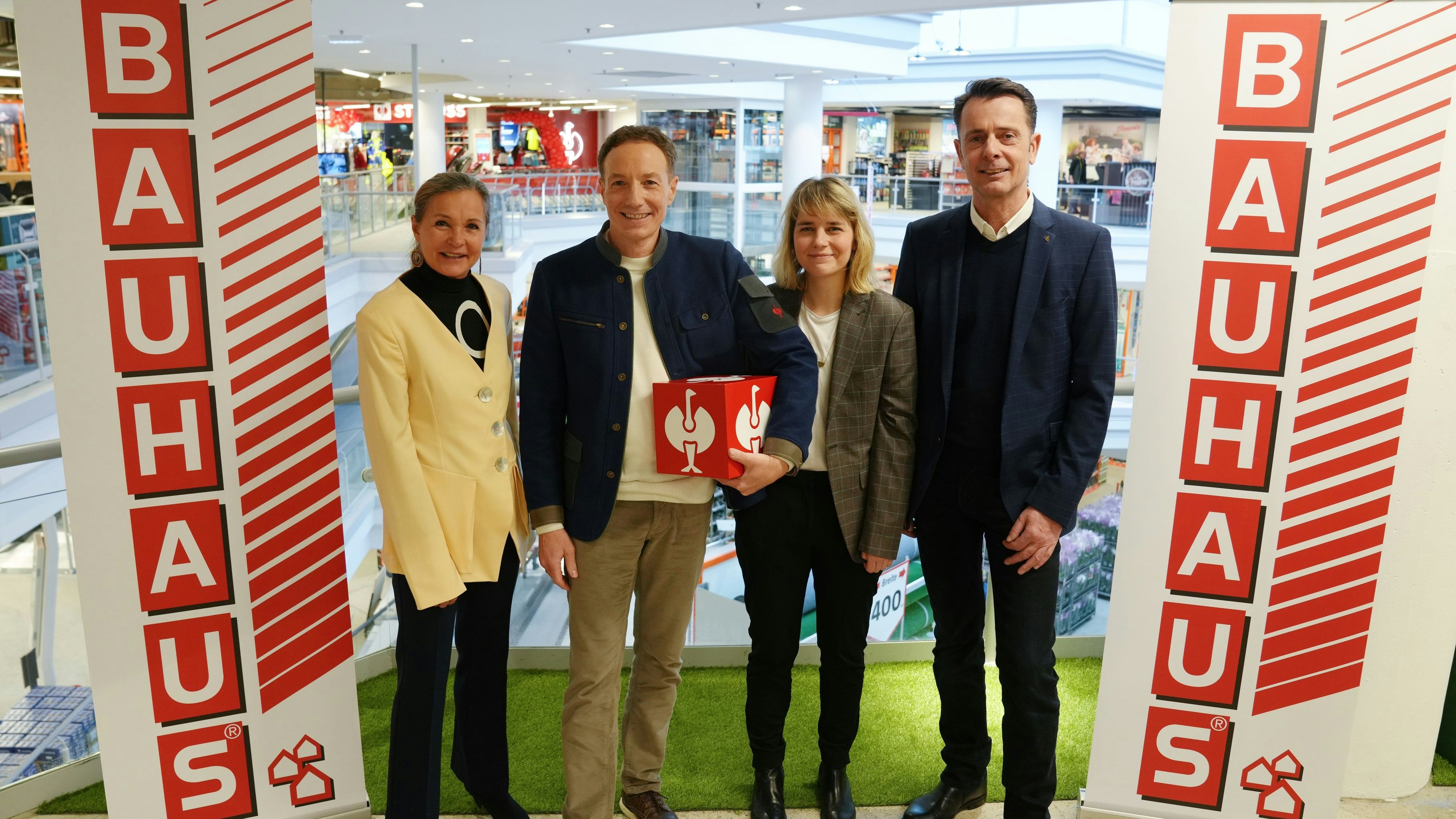 Heute.at - 17.000 qm! Bauhaus startet neuen Markt in Ottakring