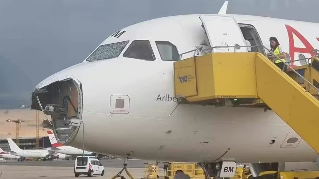 Der AUA-Jet wurde schwer beschädigt.