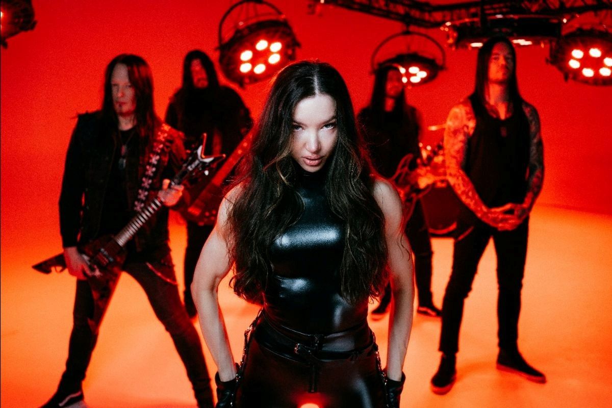 Heute.at - Ganz schön Hart! Arch Enemy präsentieren neue Sängerin