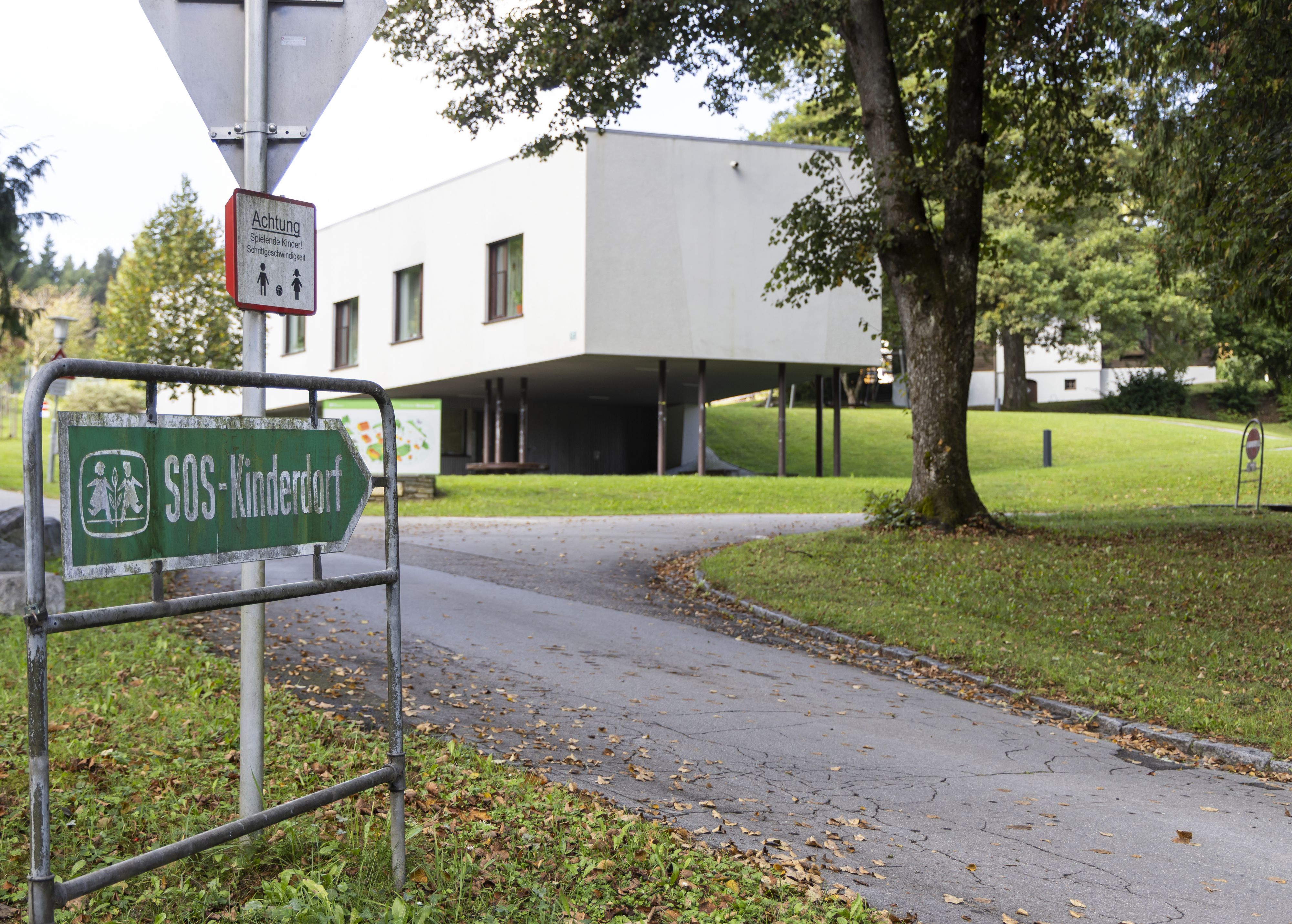Nach mehr als zwei Monaten werden Kinder wieder an das Heim in Kärnten zugewiesen (Symbolfoto).