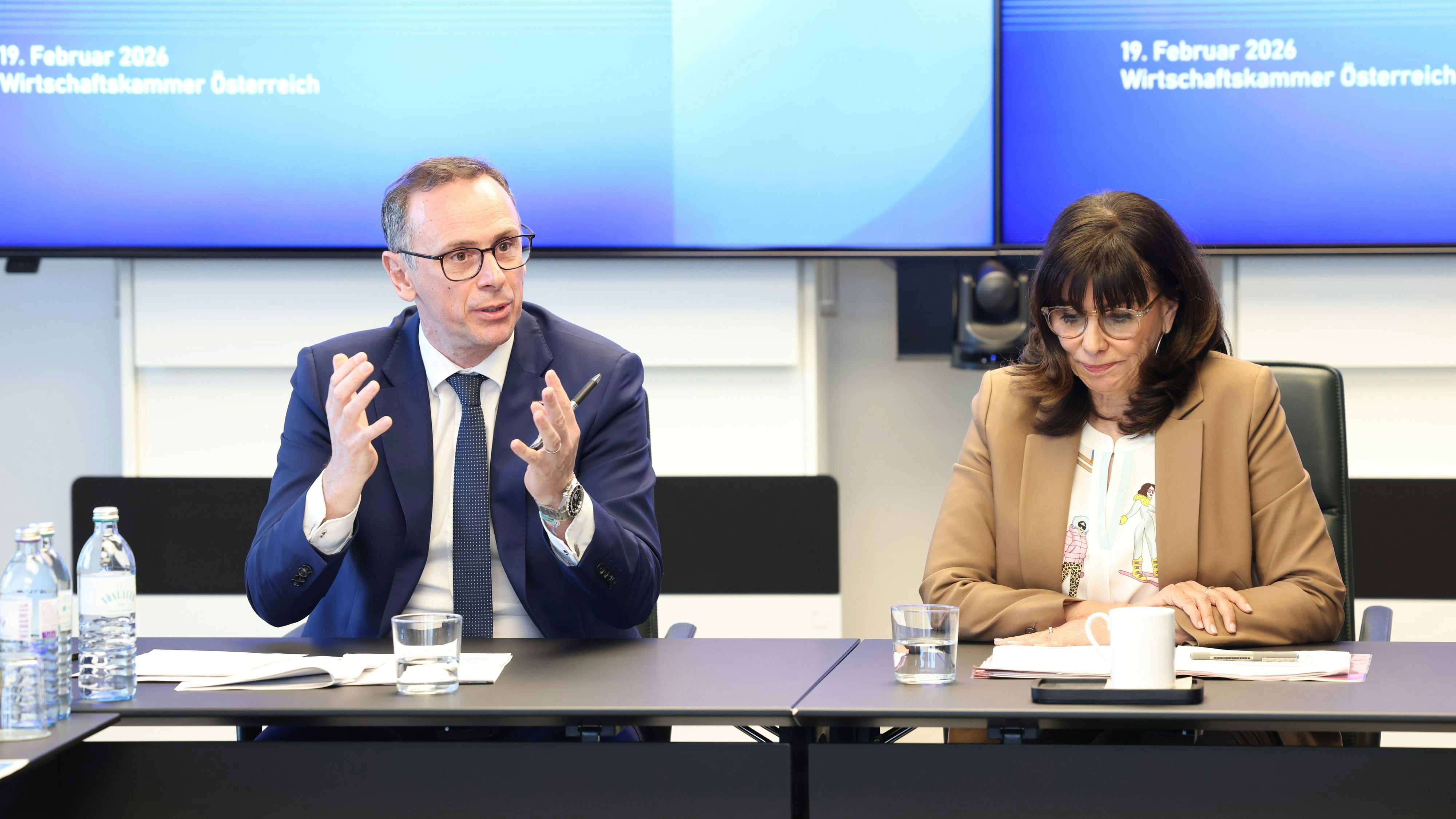 Gemeinsam mit WKO-General Jochen Danninger präsentierte Präsidentin Martha Schultz das Forderungspaket an die Regierung.