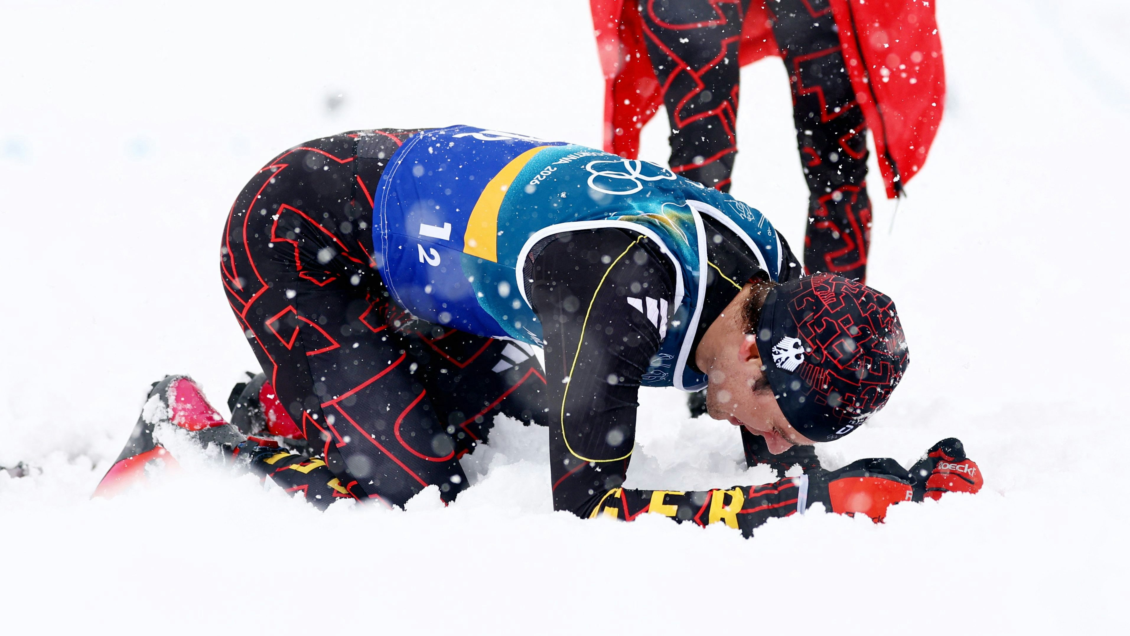 Deutschlands Duo in der Nordischen Kombination hat die Medaille verspielt. 