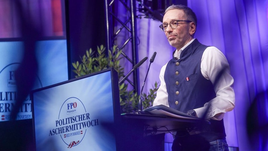 Heute.at - Kickl will Zuwanderer mit Airbert 1 ausfliegen