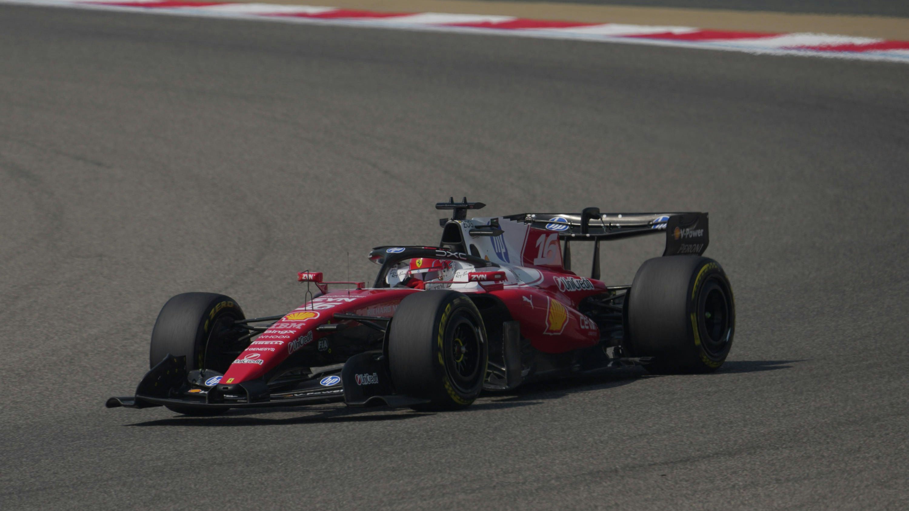 20.02.2026, Bahrain International Circuit, Sakhir, Formula 1 Testfahrten 2 Bahrain 2026 ,im Bild Charles Leclerc MCO, Scuderia Ferrari HP Photo by Hasan Bratic/DeFodi Images - *** 20 02 2026, Bahrain International Circuit, Sakhir, Formula 1 Testing 2 Bahrain 2026 ,in the picture Charles Leclerc MCO , Scuderia Ferrari HP Photo by Hasan Bratic DeFodi Images