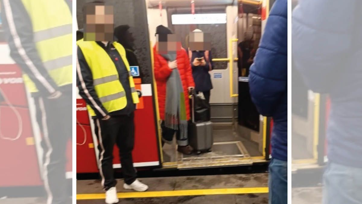 Die Frau in der Mitte hat es sehr eilig, doch gegen die Naturgewalt Schnee gibt es scheinbar kein Gegenmittel. 