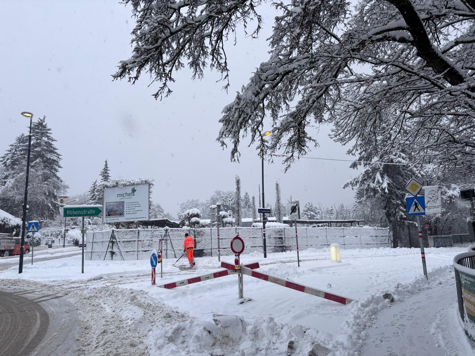 Die Amundsenstraße musste komplett gesperrt werden.