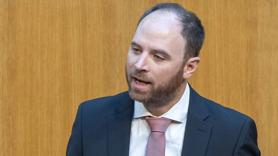 Klaus Seltenheim während einer Nationalratssitzung im März 2025.