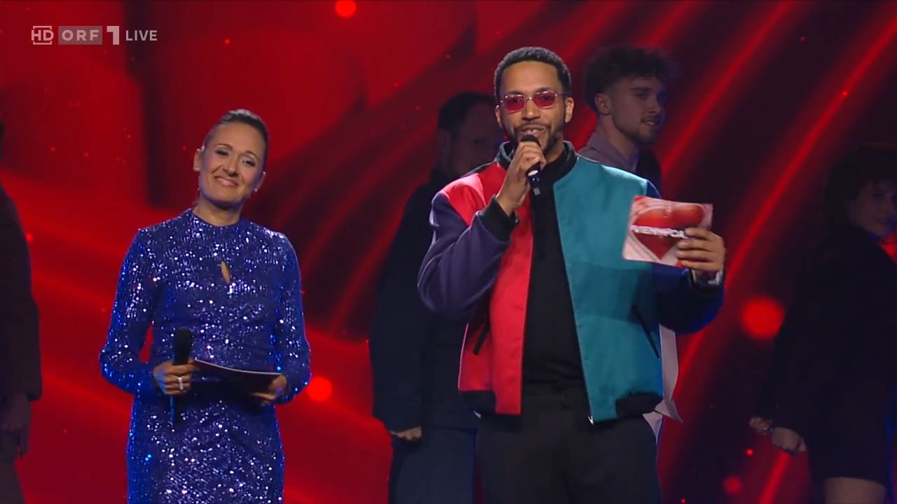 Heute.at - Peinlich! – ORF-Moderatoren von ESC-Show zerrissen