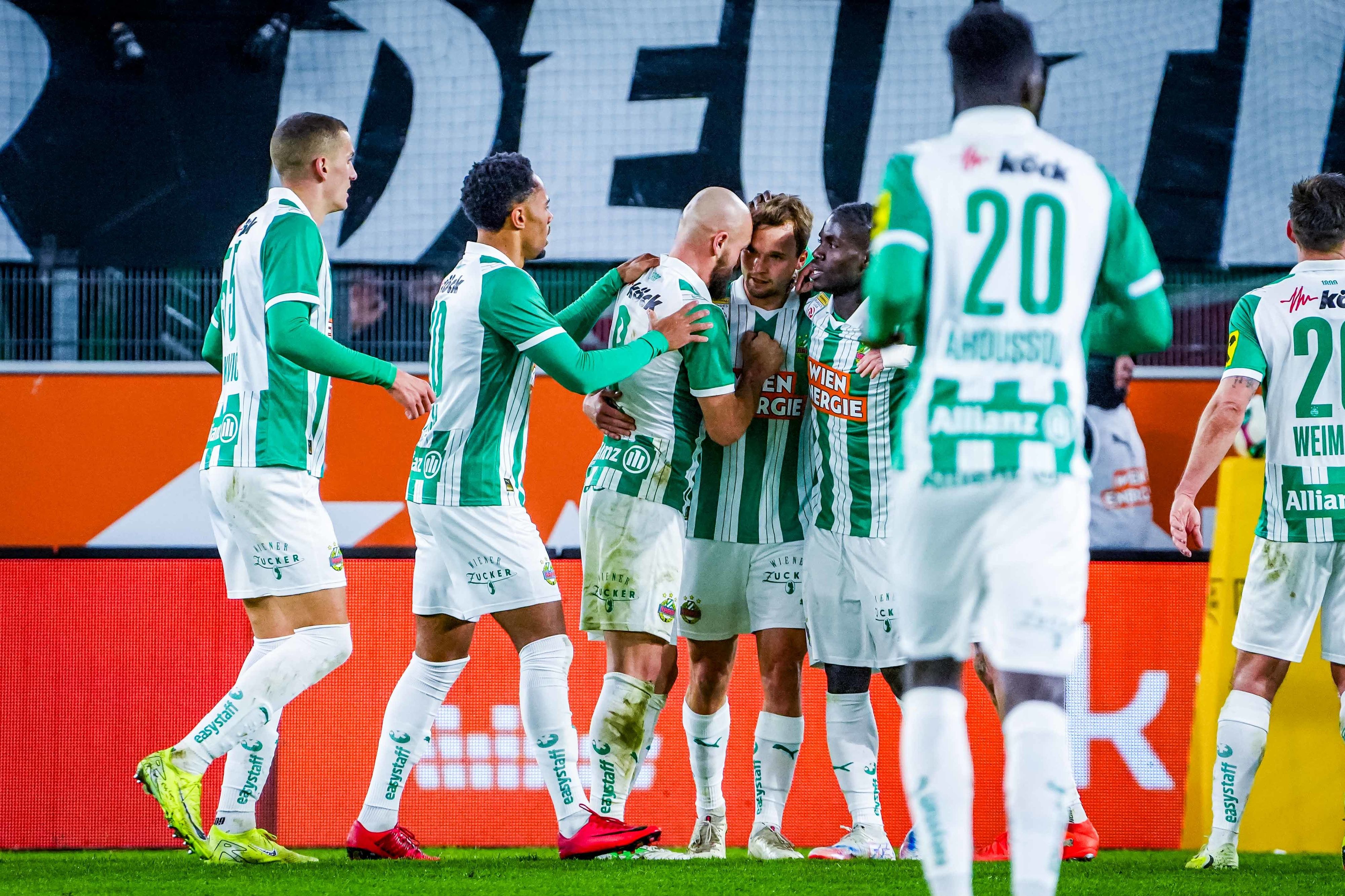 Rapid jubelt wieder.