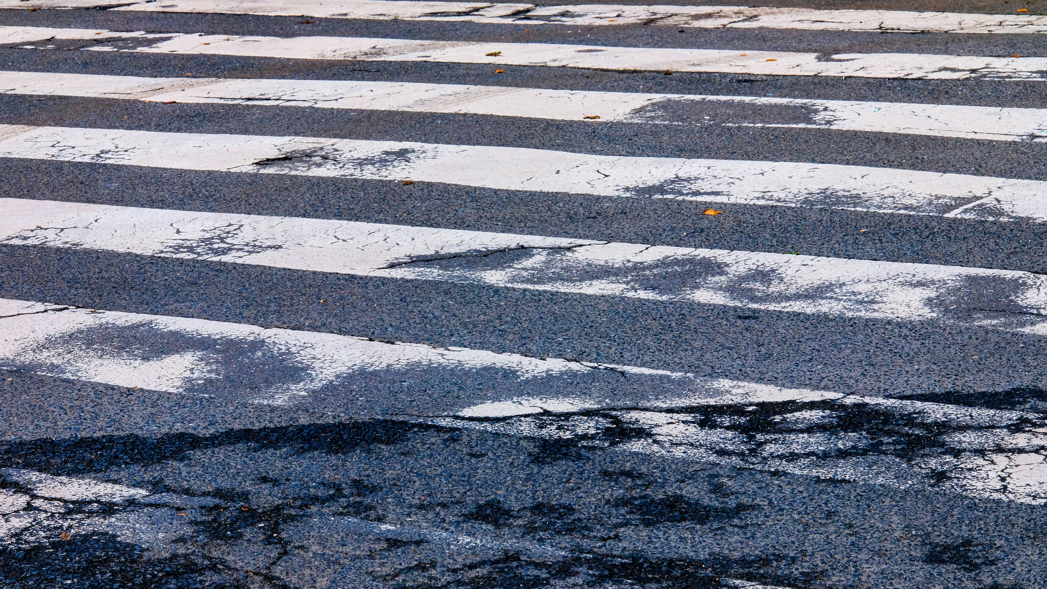 Zu dem Unfall kam es auf einem Zebrastreifen. (Symbolbild)