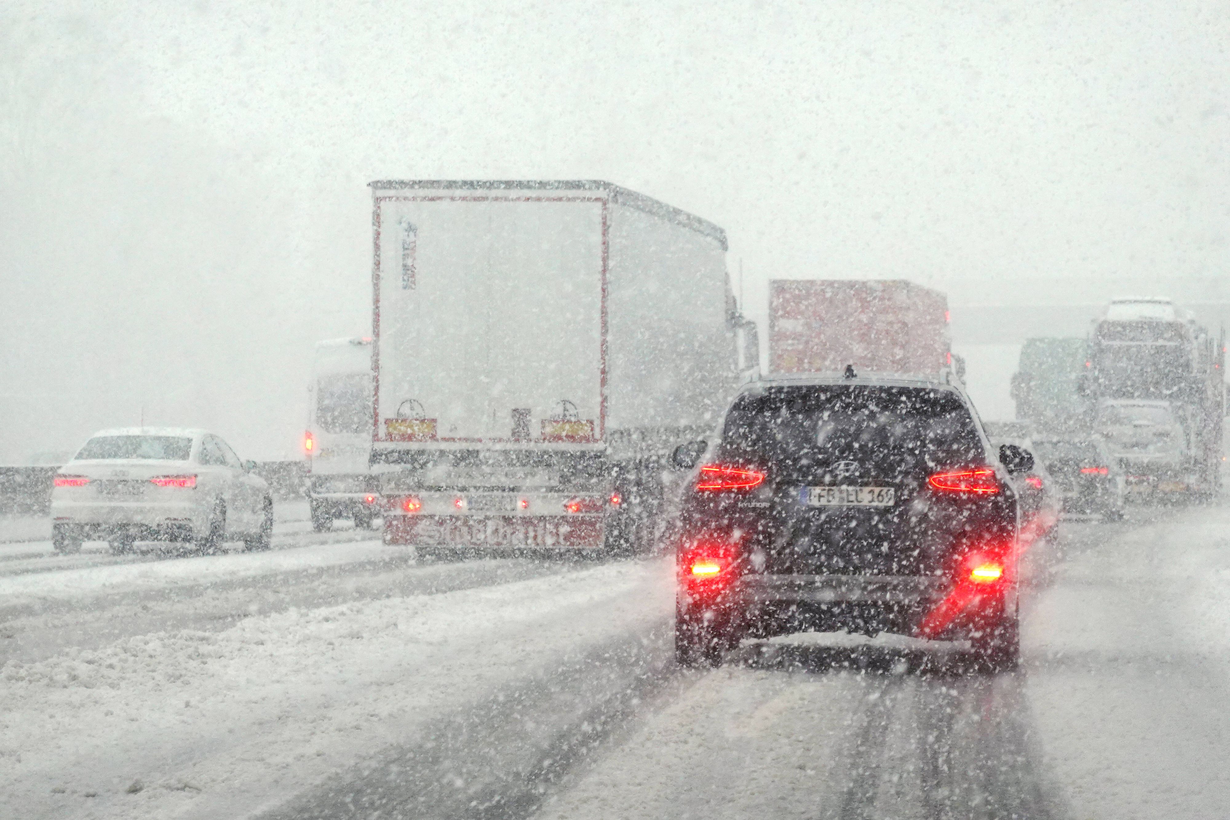 Auf Vorarlbergs Straßen herrschte am Samstagnachmittag Chaos. (Symbolbild)