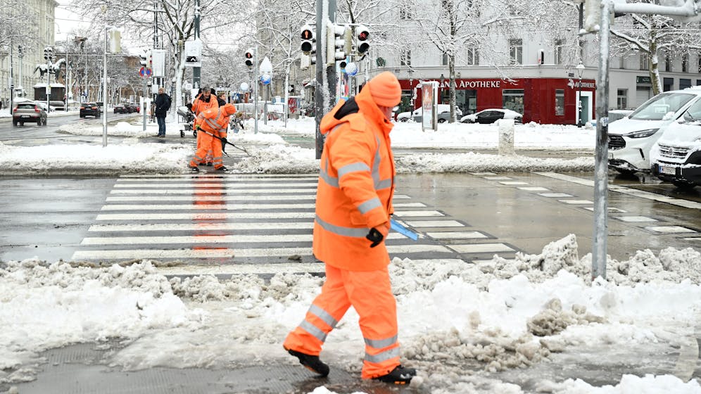 Heute.at - Jetzt zittert das ganze Land vor neuem Schnee-Sturm