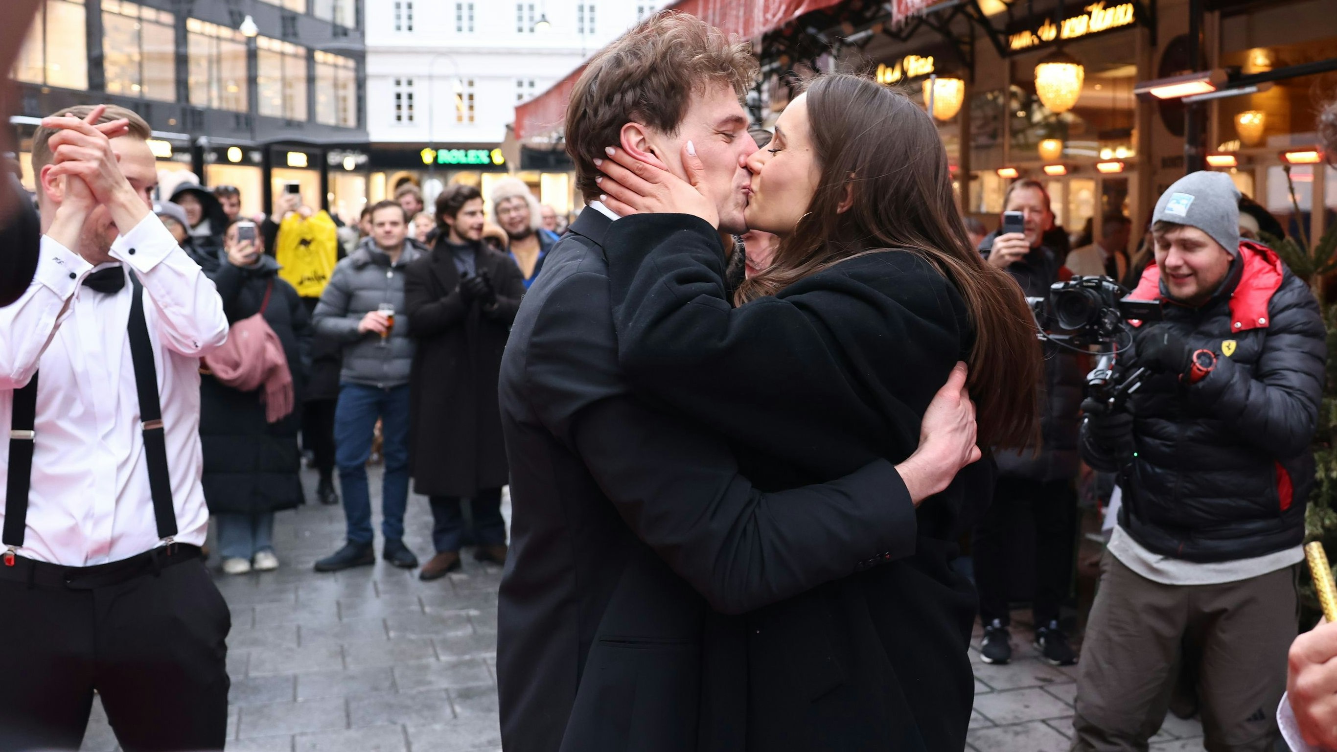 Flashmob Hochzeitsantrag Schwarzes Kameel