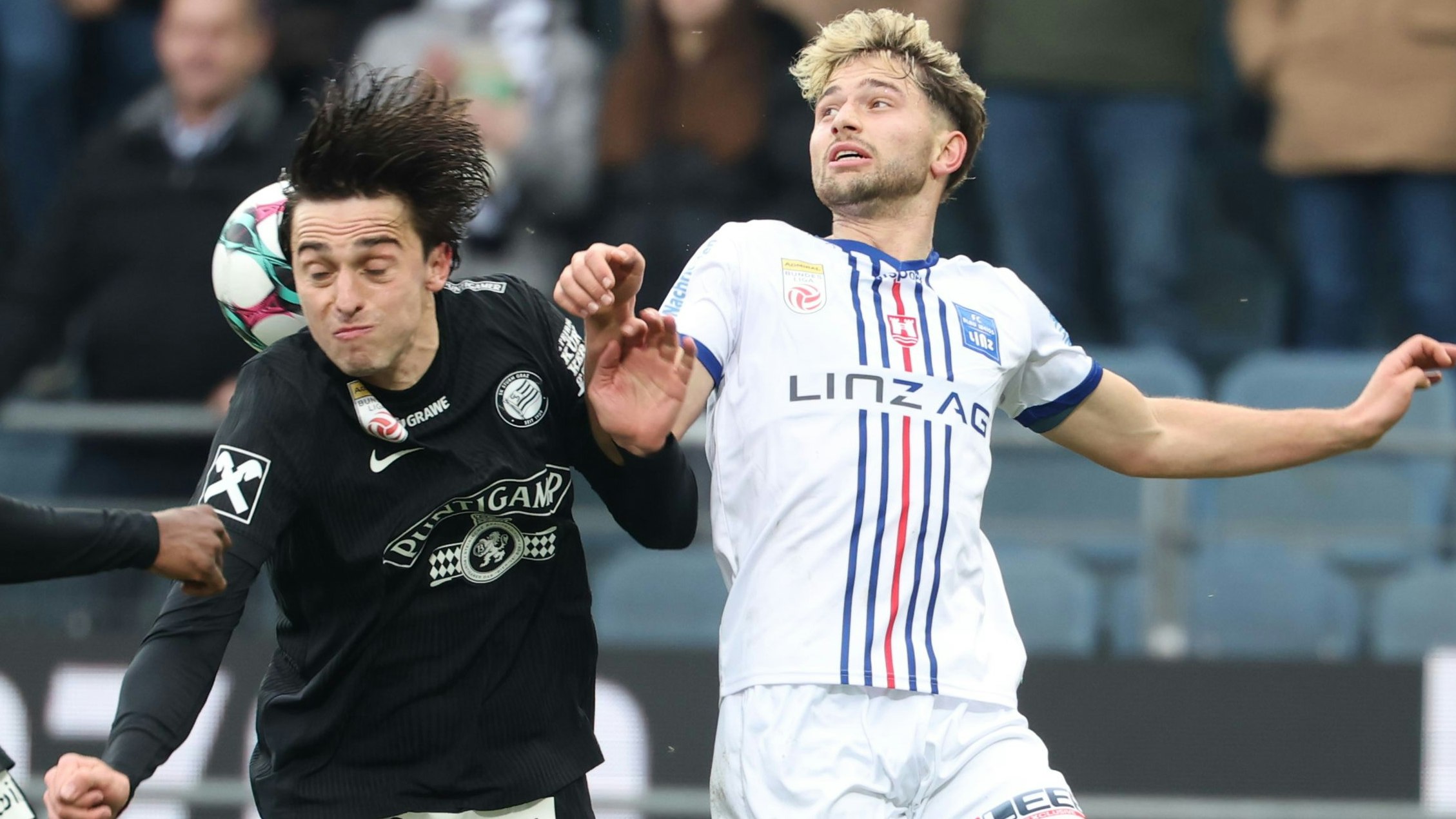 Heute.at - Sturm springt auf Rang eins, Ried bangt um Play-off