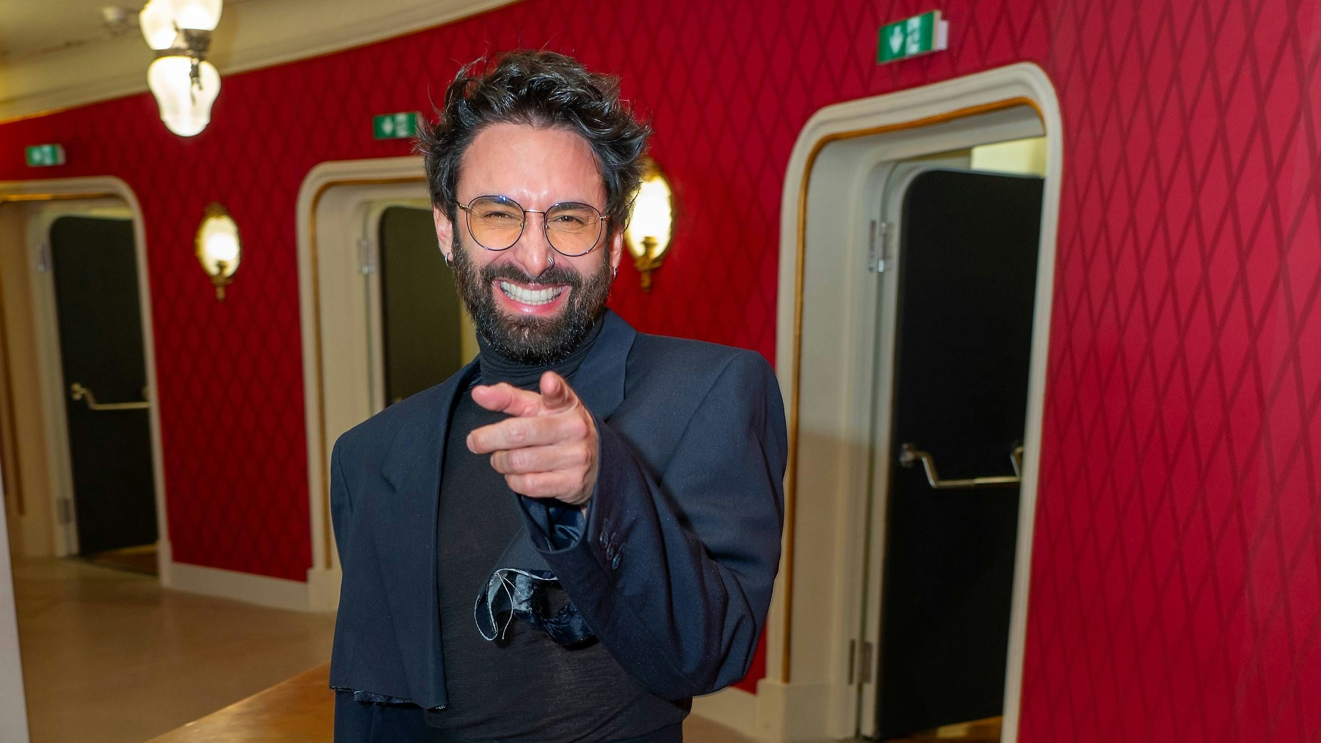 Nestroy-Preis Gala 2024 Theaterpreis, Schauspieler Schauspielerinnen Auszeichnung Award, Volkstheater, Wien, 24.11.2024, -  CONCHITA WURST 