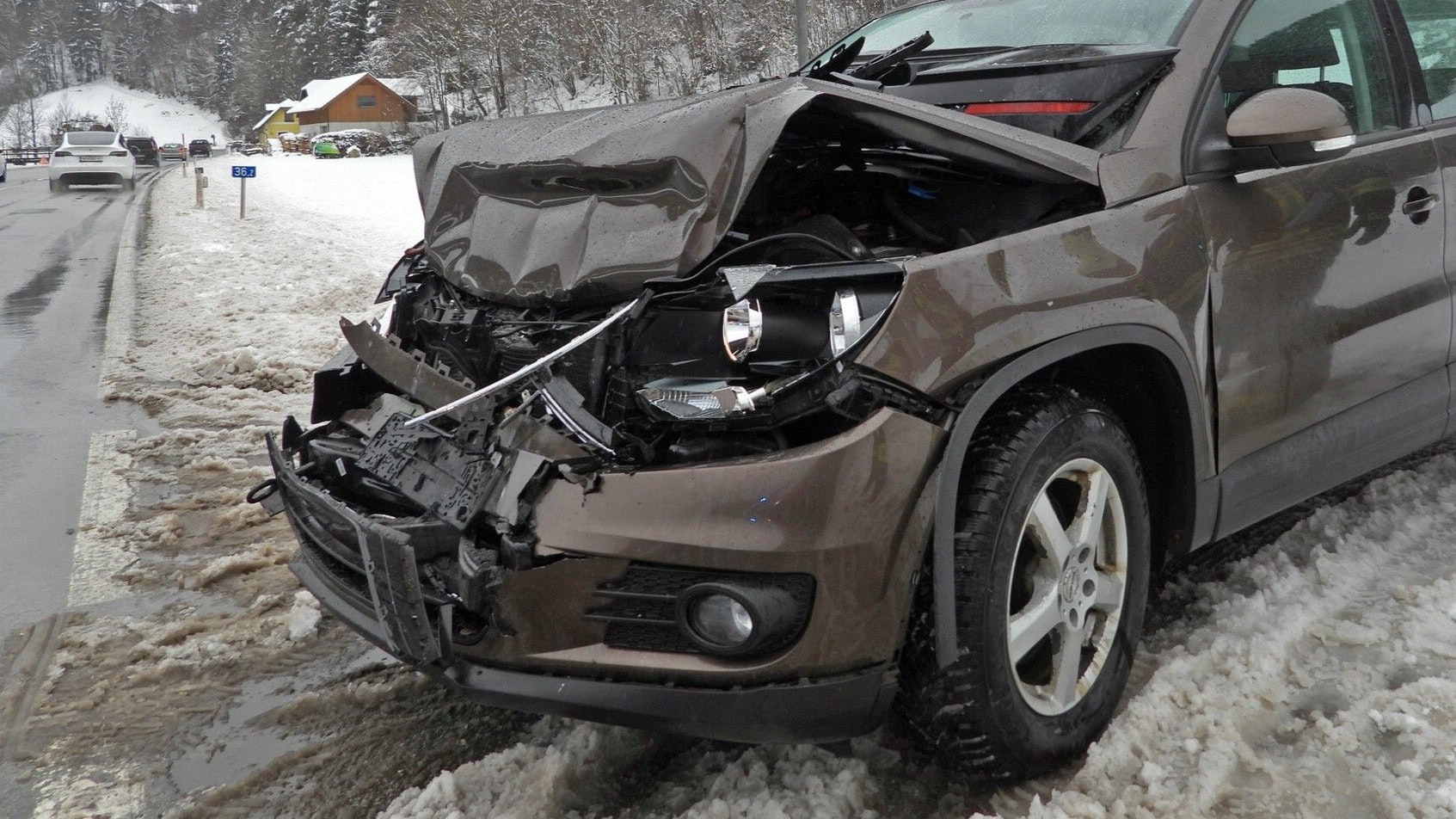 Verkehrsunfall mit zwei Fahrzeugen bei Türnitz