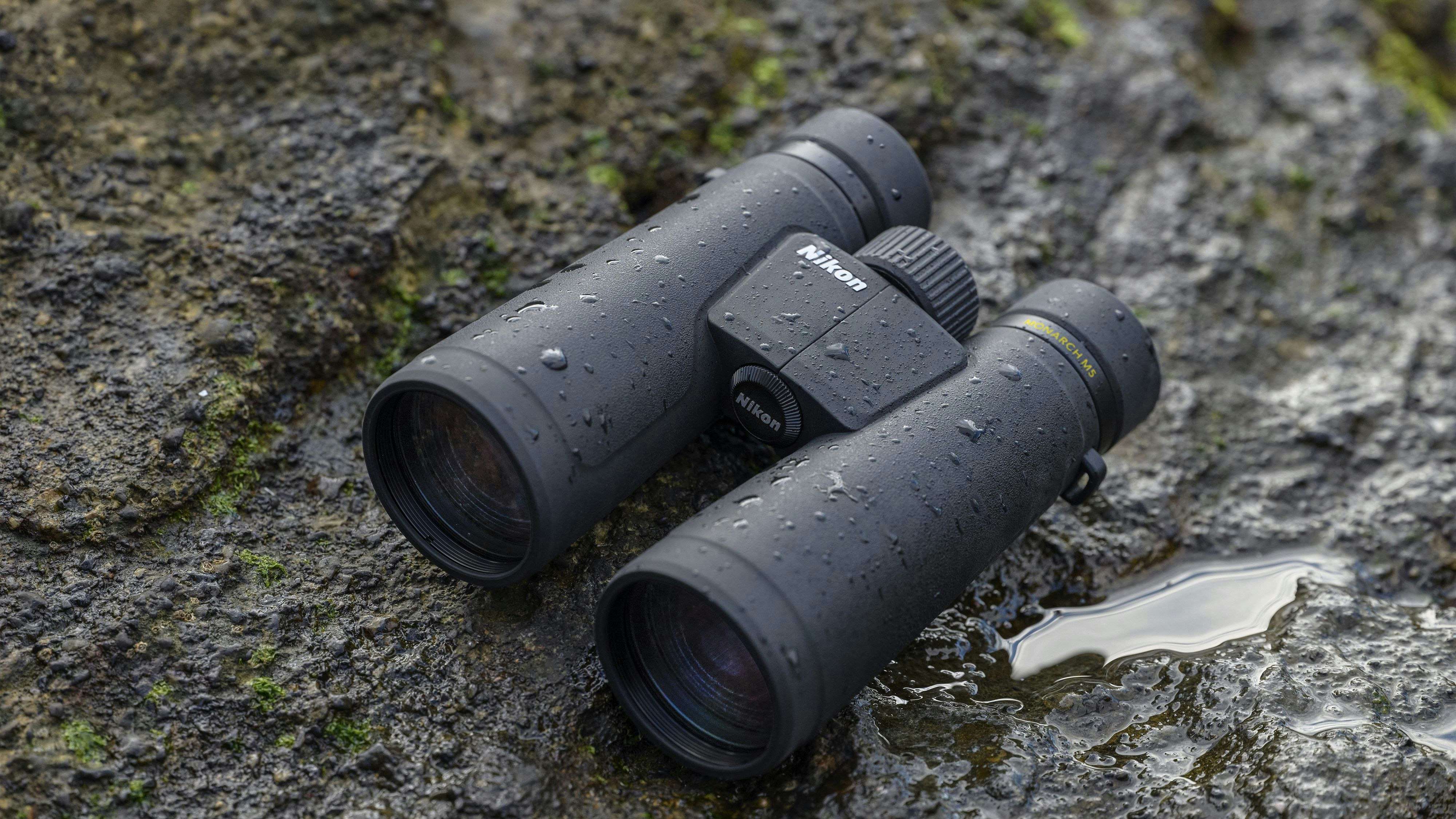 Nikon stellt ultraleichte Ferngläser mit 50mm Objektivdurchmesser vor.