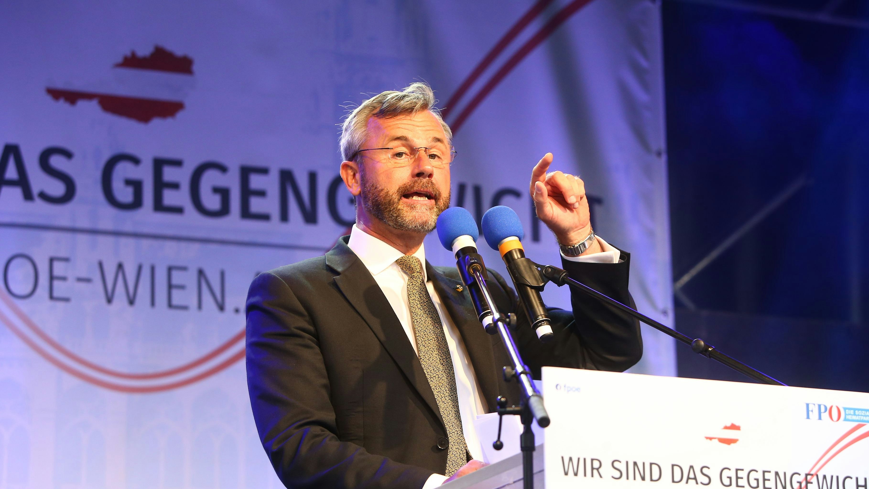 Heute.at - Koran gefährlicher als Corona – Hofer in Bedrängnis