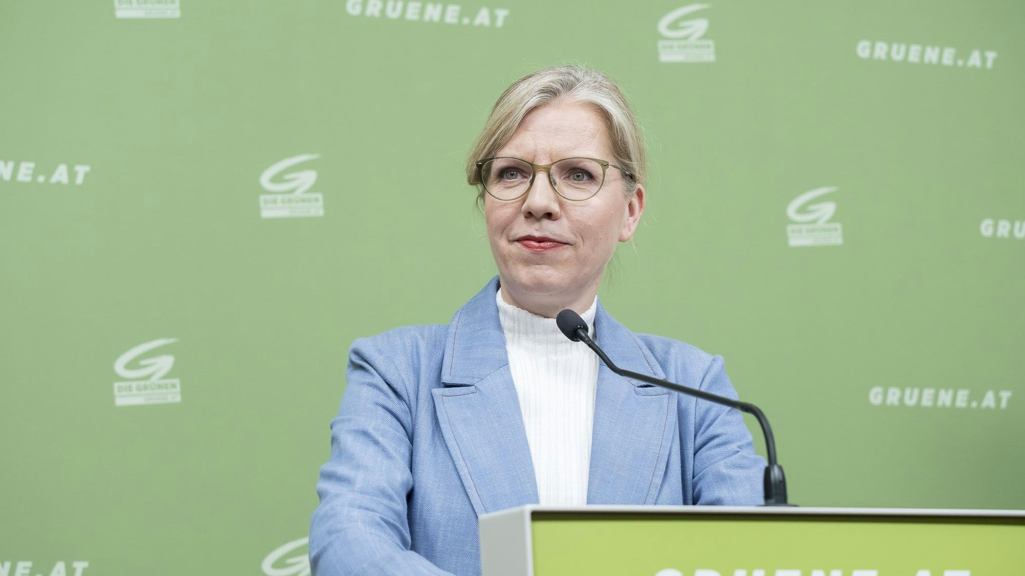 pressekonferenz mit der vorsitzenden der grünen leonore gewessler zum thema plenarvorschau und allgemeines, 20251209 foto: helmut graf/tageszeitung heute
