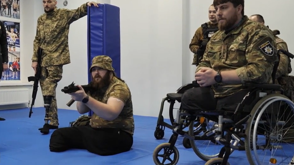 Heute.at - Marko (25) verlor beide Beine: Wollte in Krieg zurück