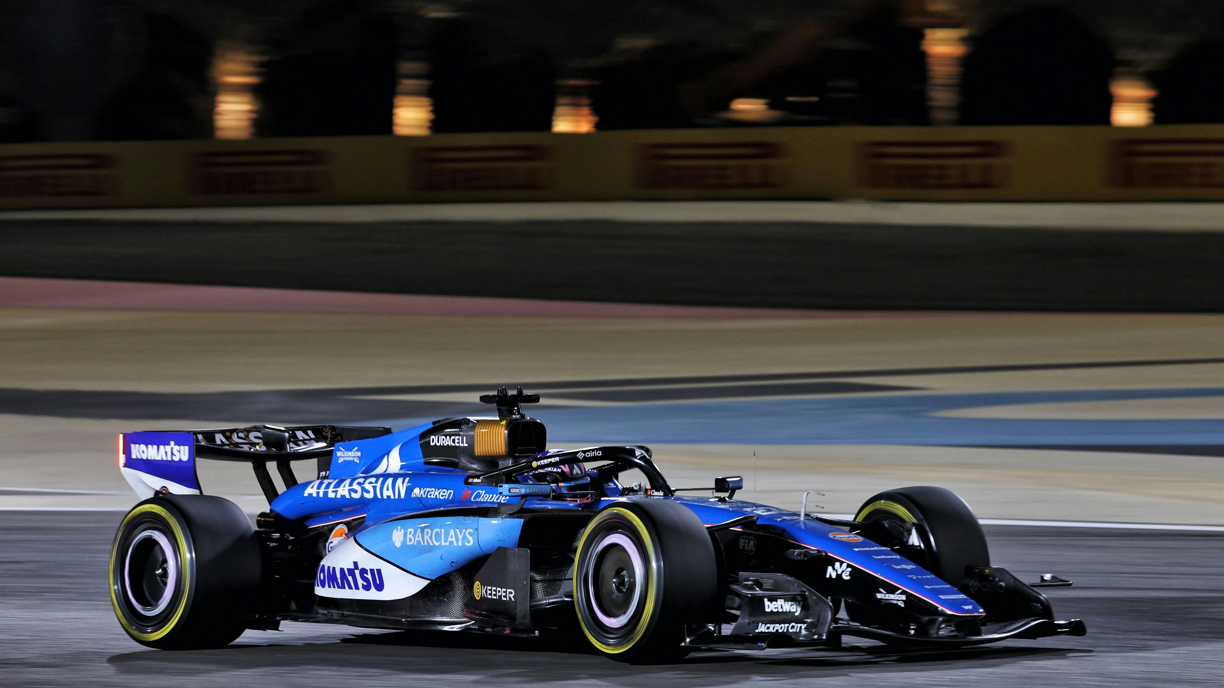 SAKHIR,BAHRAIN,11.FEB.26 - MOTORSPORTS, FORMULA 1 - Pre season testing, Bahrain International Circuit. Image shows Alex Albon (THA/ Williams). Photo: GEPA pictures/ XPB Images/ Bearne - ATTENTION - COPYRIGHT FOR AUSTRIAN CLIENTS ONLY