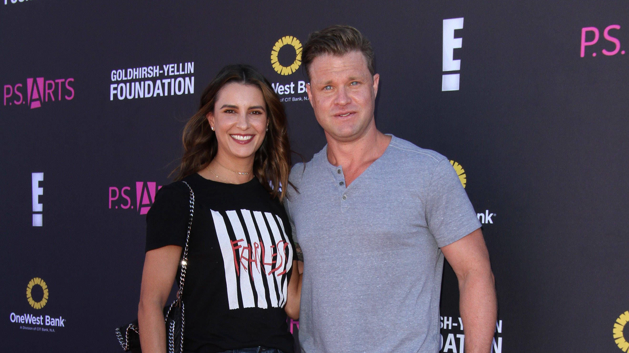 <strong>Zachery Ty Bryan</strong> mit seiner (mittlerweile) Ex-Frau <strong>Carly Matros</strong>, 2016.