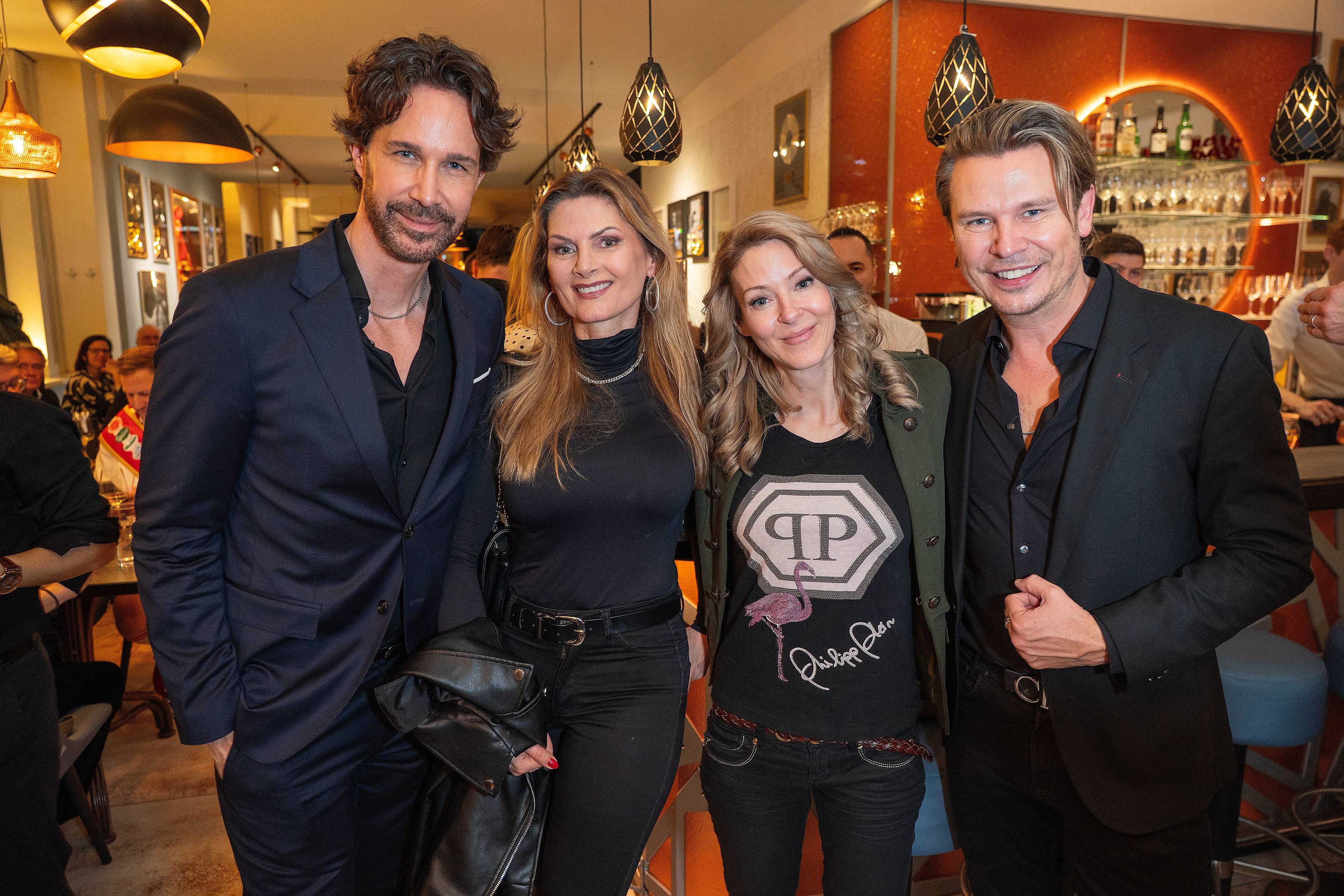 Michael Lameraner, Martina Kaiser, Simone Lugner und Adi Weiss bei der Falco Night.