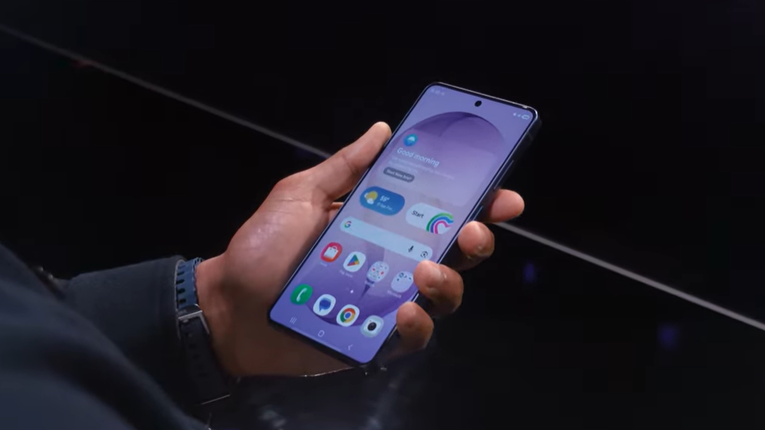 Heute.at - KI-Assistent, Privacy Display – Das kann das Galaxy S26
