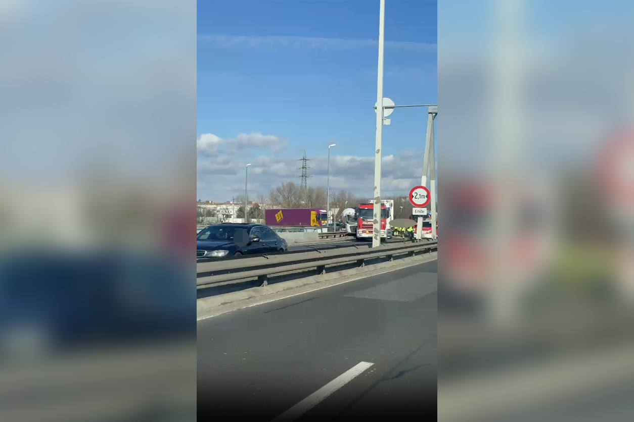 Am Mittwochnachmittag kommt es zu einem Stau bei der Nordbrücke.