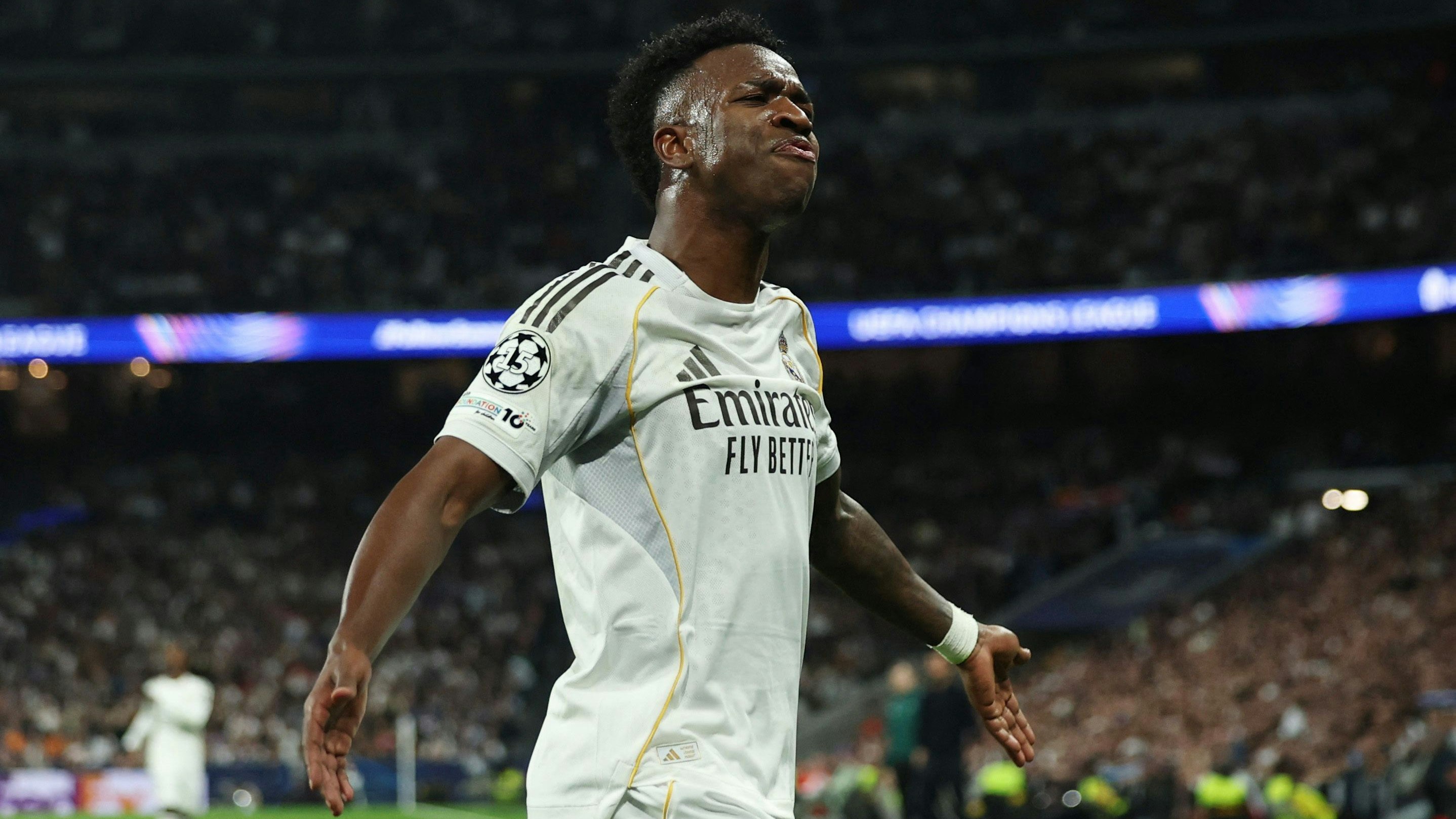 Real Madrid bejubelt den Aufstieg gegen Benfica Lissabon. 