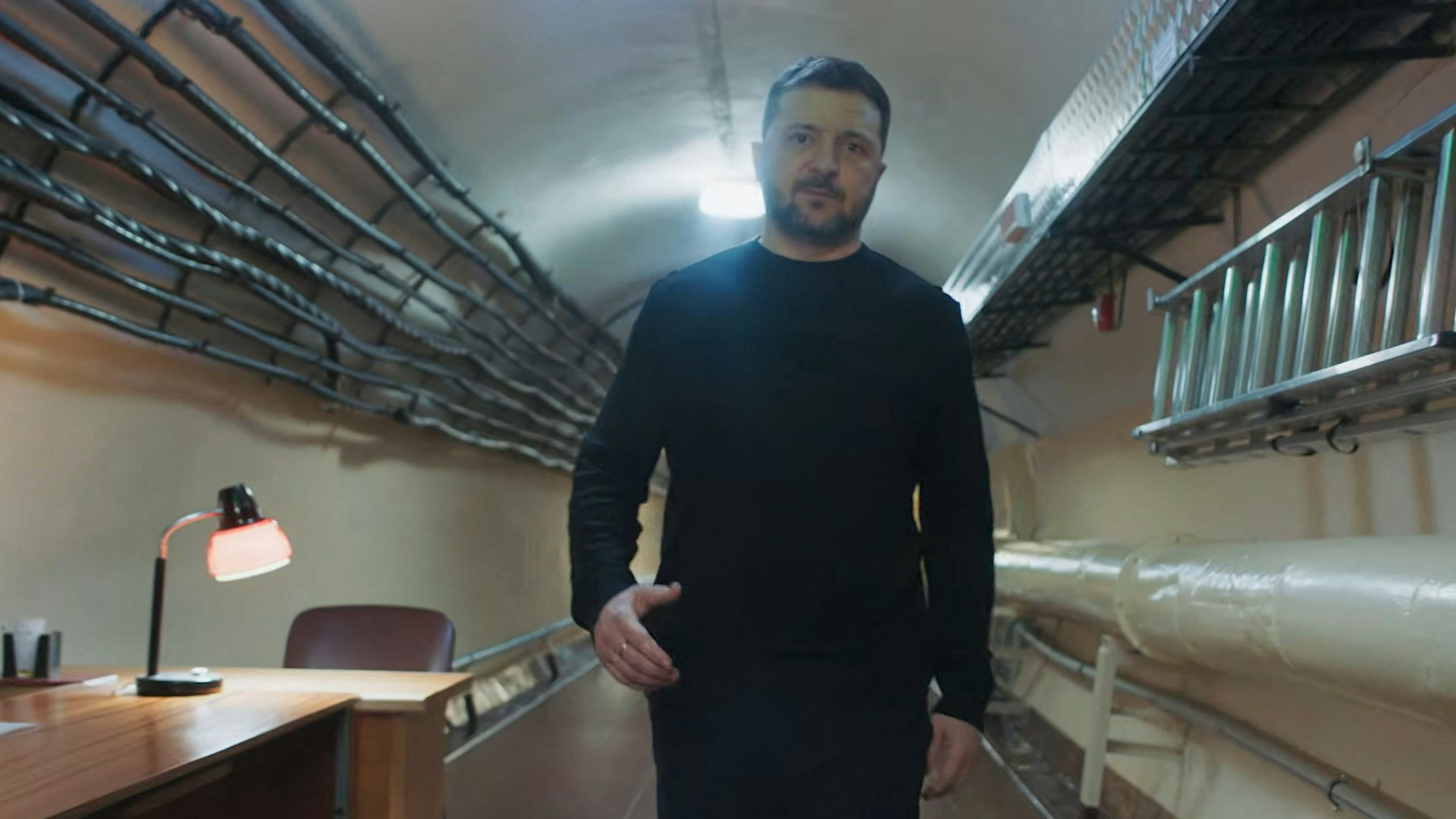 Erstmals hat der ukrainische Präsident Wolodymyr Selenskyj seinen Bunker gezeigt.