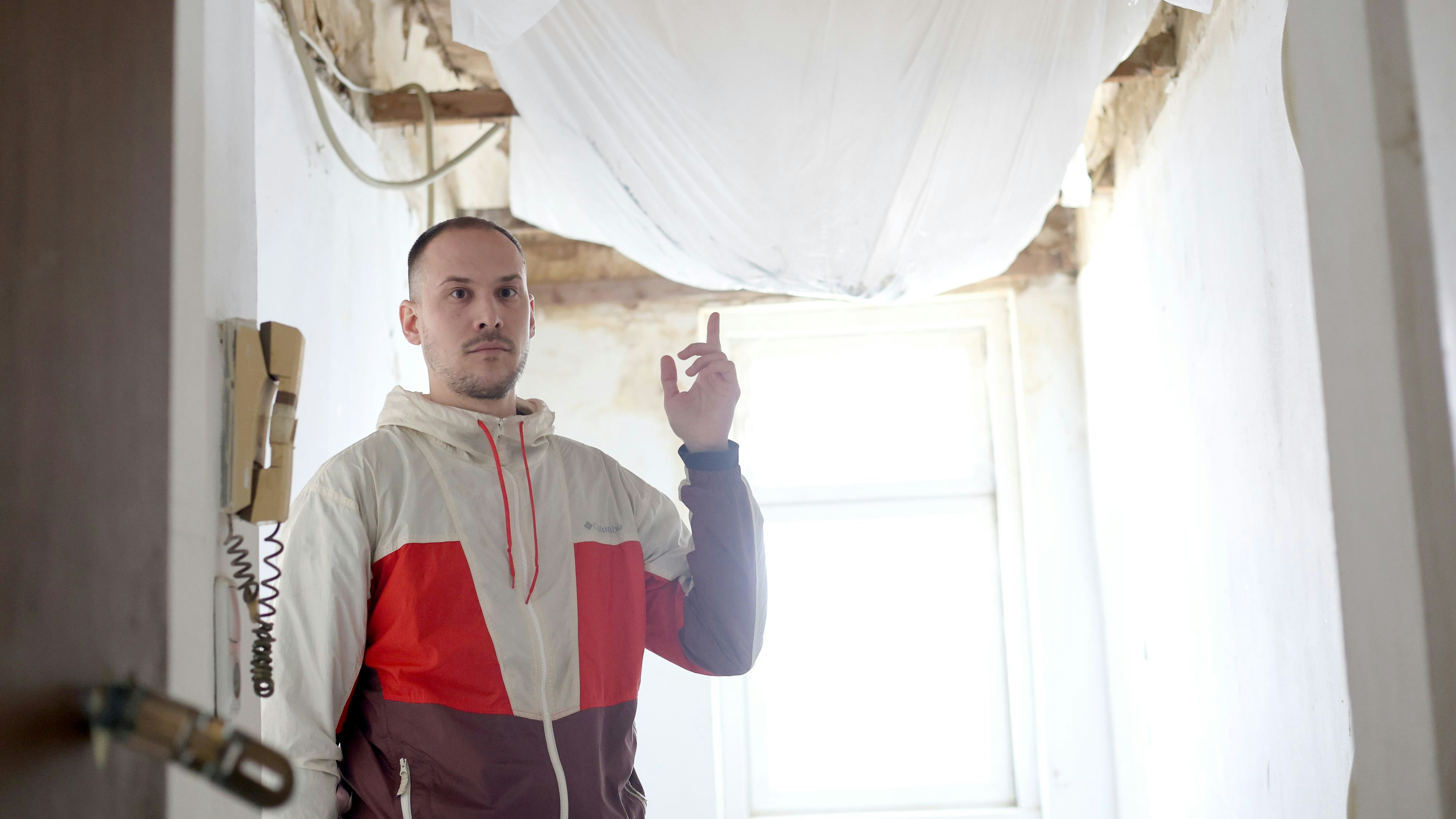 Heute.at - Kein Strom, Schimmel: Mieter verzweifeln in Horror-Haus