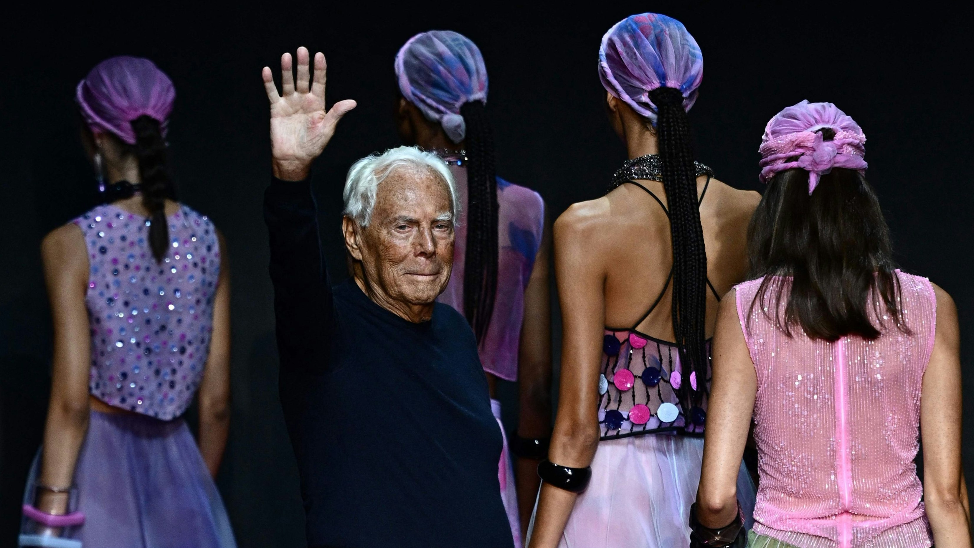 Heute.at - Wie Armanis bizarres Testament Modereich spaltet