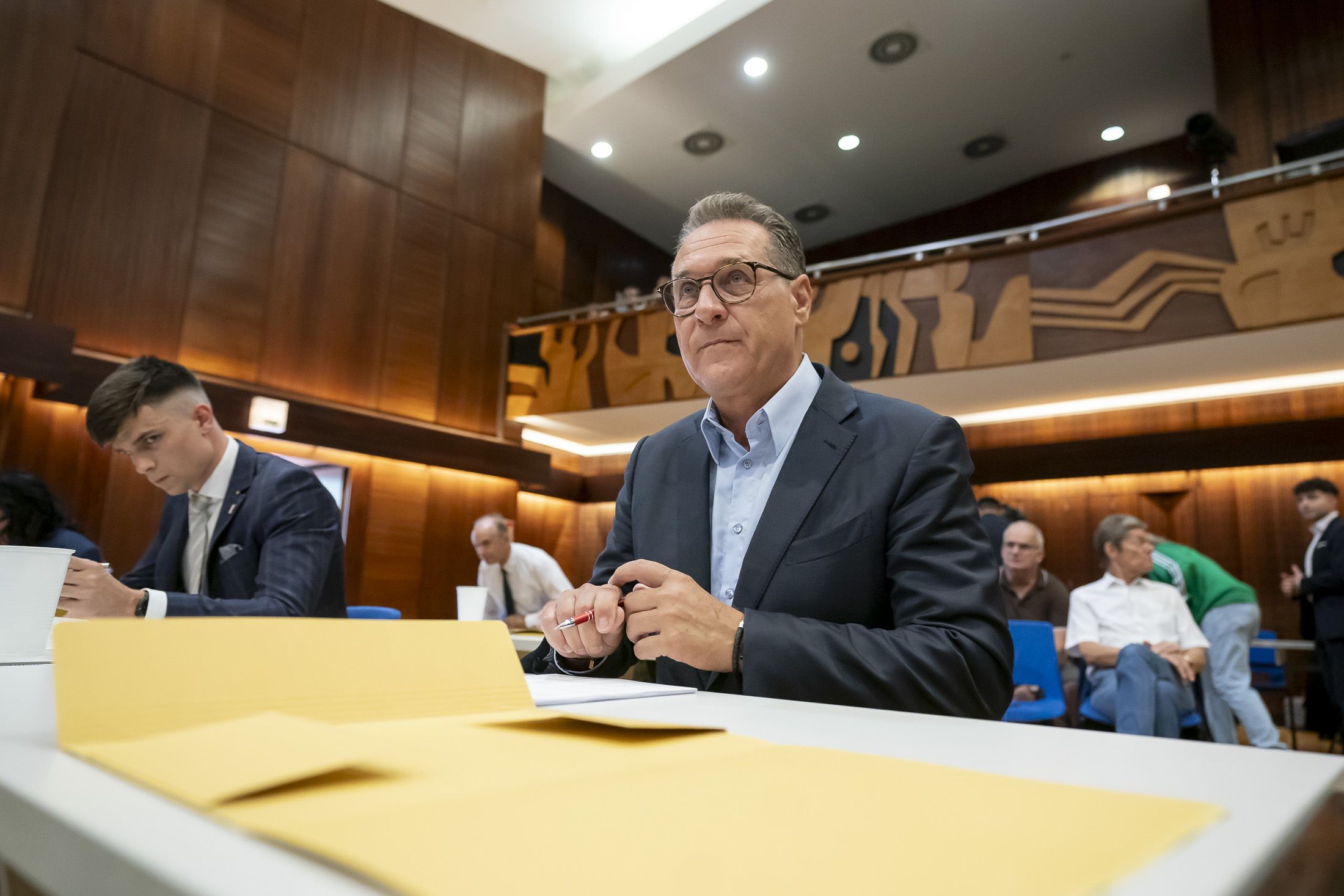 Heute.at - Paukenschlag in Causa-Casinos: Strache angeklagt